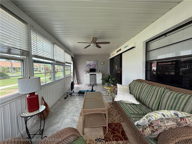 3711 Perugia Ave, Sebring, FL 33872 - sunroom / solarium with ceiling fan and an outdoor hangout area