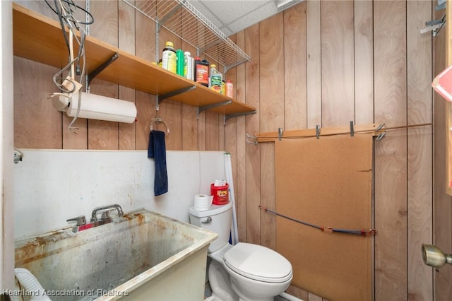 302 S Egret St, Sebring, FL 33870 - bathroom with toilet and a sink