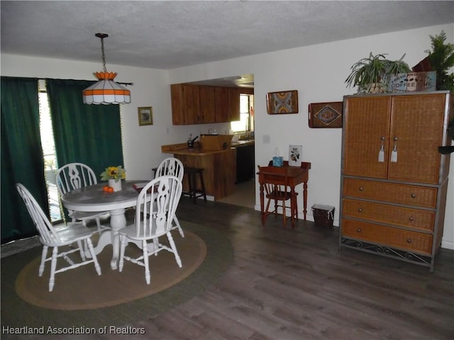 1605 Lake Clay Dr, Lake Placid, FL 33852 - dining room with dark wood-type flooring