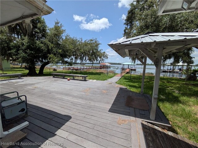 2068 Oak Blvd, Sebring, FL 33875 - wooden terrace featuring a water view