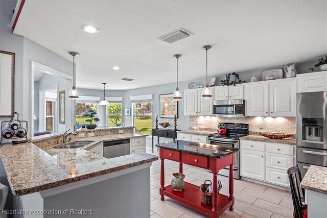 3196 E Pebble Dr, Avon Park, FL 33825 - photo 2