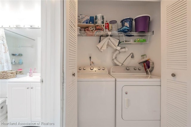 18210 Mediterranean Blvd Unit 5-20, Hialeah, FL 33015 - laundry room featuring independent washer and dryer