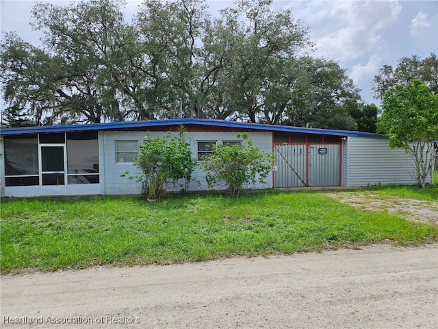 2529 E Don Carlos Ave, Avon Park, FL 33825 - photo 1