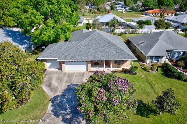 birds eye view of property featuring a residential view