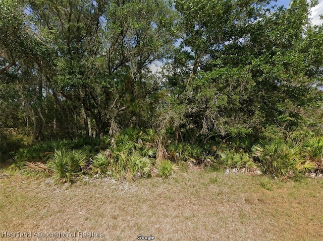 Listing photo 2 for 6052 Malaga Ave, Sebring FL 33872