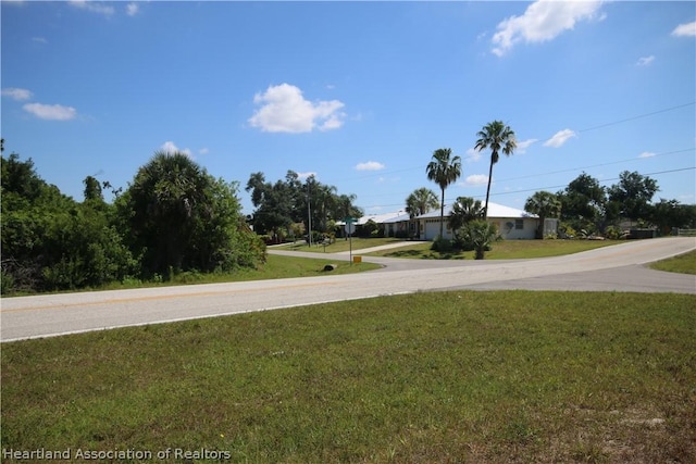 Listing photo 2 for 13361 Chamberlain Blvd, Port Charlotte FL 33953