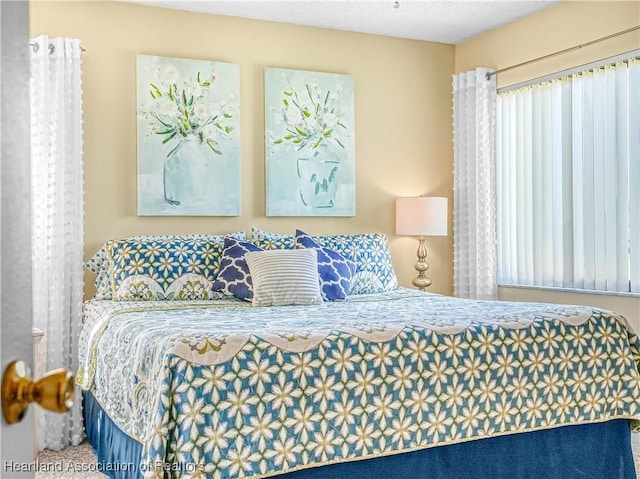 5514 Matanzas Dr, Sebring, FL 33872 - bedroom featuring multiple windows