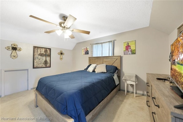 3150 Schontag Rd, Wauchula, FL 33873 - bedroom with a ceiling fan, light carpet, vaulted ceiling, and baseboards