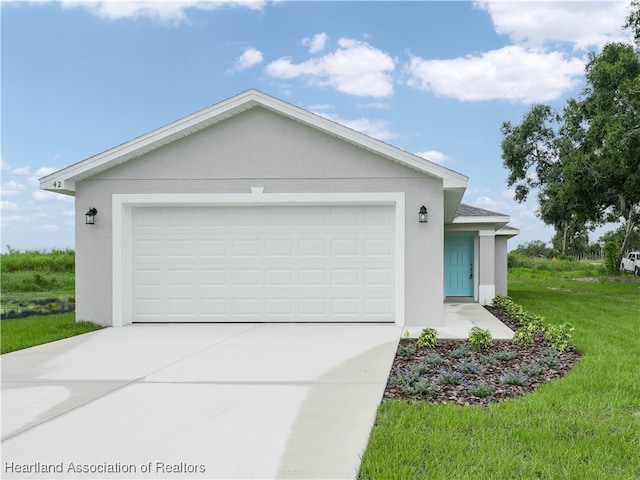 ranch-style home featuring a front yard