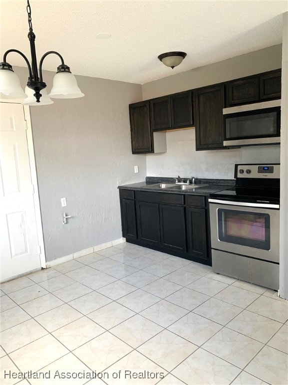 331 Blanco Ct, Avon Park, FL 33825 - photo 2