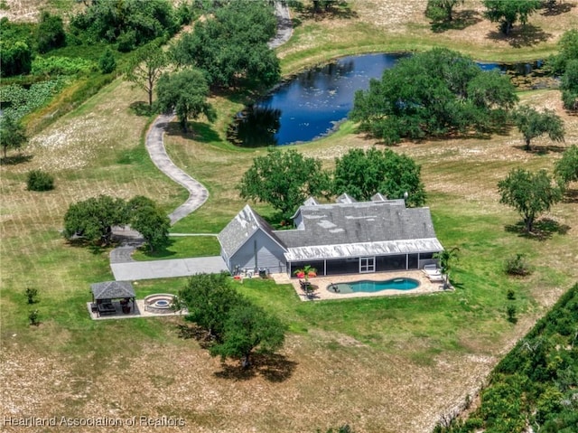 509 Bear Rd, Lake Placid, FL 33852 - aerial view of property and surrounding area with a large body of water and a pool