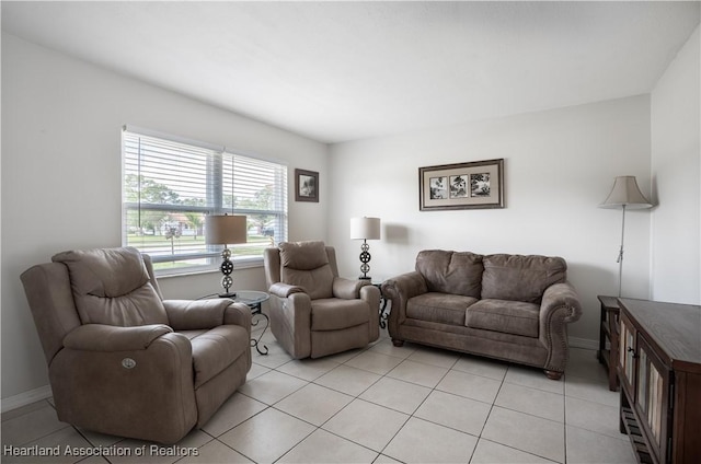 400 Spring Blvd, Sebring, FL 33876 - living area with light tile patterned flooring and baseboards