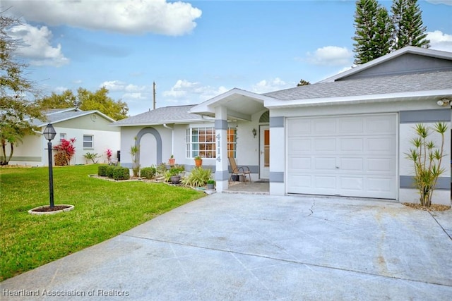 ranch-style house with driveway, roof with shingles, an attached garage, a front lawn, and stucco siding