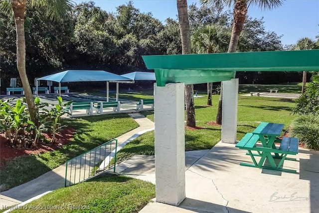 4845 Casablanca Cir Unit F23, Sebring, FL 33870 - view of home's community featuring a yard