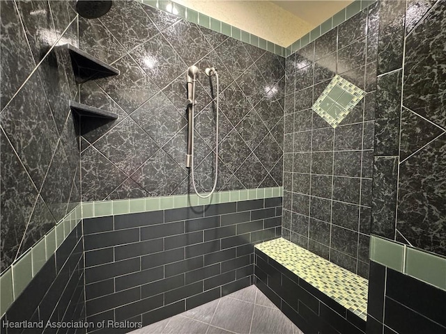 5717 Longbow Dr, Sebring, FL 33876 - full bath with tile walls and a tile shower