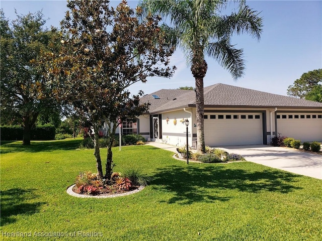 6401 Matanzas Dr, Sebring, FL 33872 - ranch-style home featuring an attached garage, driveway, a front yard, and stucco siding