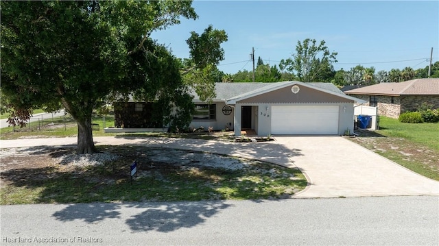 300 Whatley Blvd, Sebring, FL 33870 - photo 1