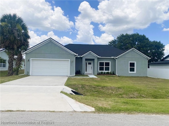3900 Santiago St, Sebring, FL 33872 - ranch-style house featuring an attached garage, stucco siding, driveway, and a front yard