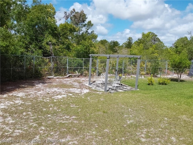 view of yard featuring fence