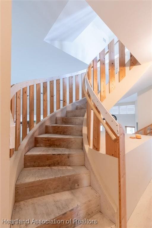 112 Wild Duck Pt, Lorida, FL 33857 - view of stairs