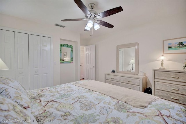 bedroom featuring a closet and ceiling fan