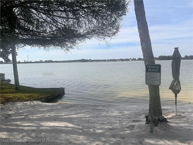 Listing photo 3 for 131 Blue Moon Ave, Lake Placid FL 33852