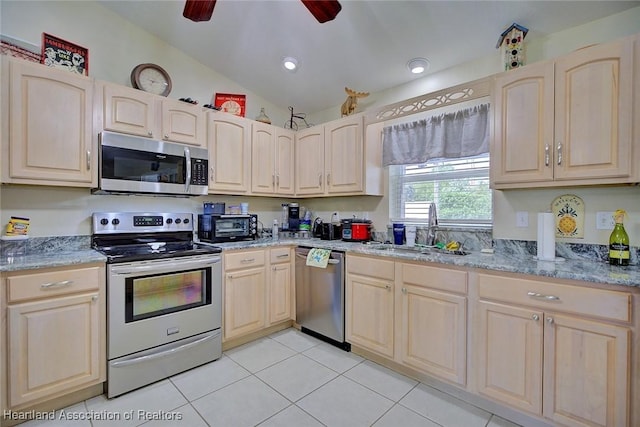 201 Devon Way NE, Lake Placid, FL 33852 - photo 12