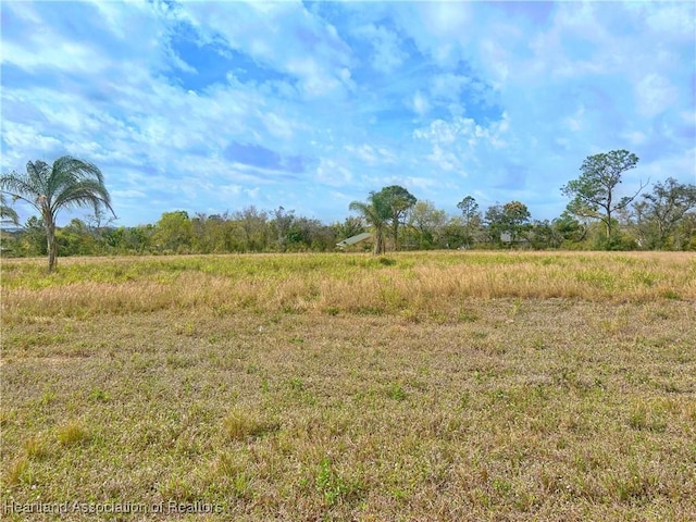 Listing photo 3 for 1680 N US-27 N, Lake Placid FL 33852