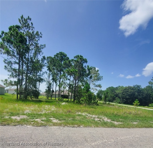 Listing photo 3 for 4400 Palmarito St, Sebring FL 33872