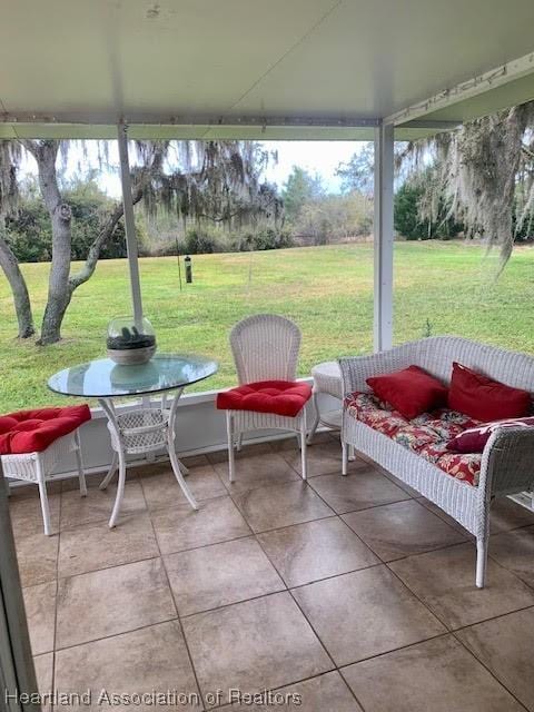 view of sunroom / solarium