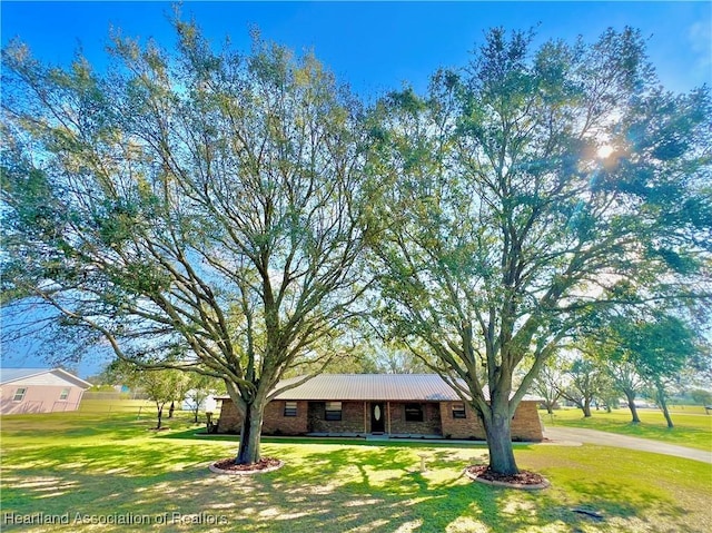 301 S Wells Ave, Avon Park, FL 33825 - photo 3