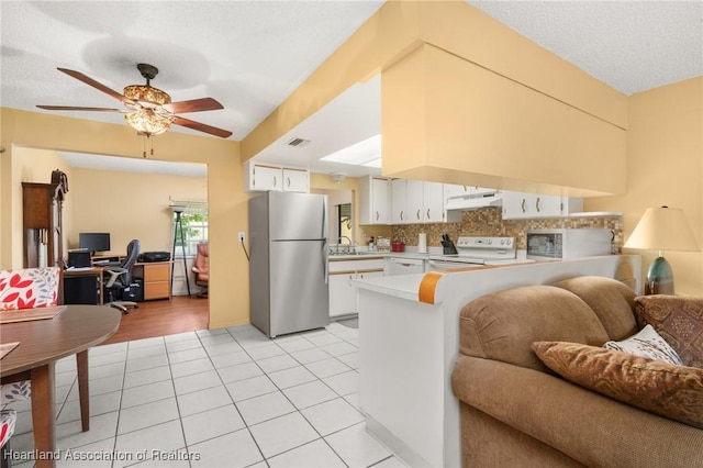 158 Parkview Cir, Lake Placid, FL 33852 - kitchen with white appliances, open floor plan, under cabinet range hood, an office area, and ceiling fan