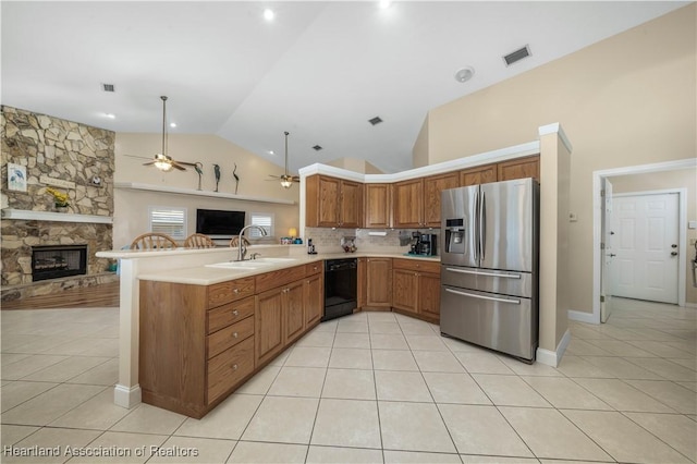 560 Lake June Rd, Lake Placid, FL 33852 - kitchen featuring stainless steel fridge with ice dispenser, a sink, visible vents, black dishwasher, and ceiling fan