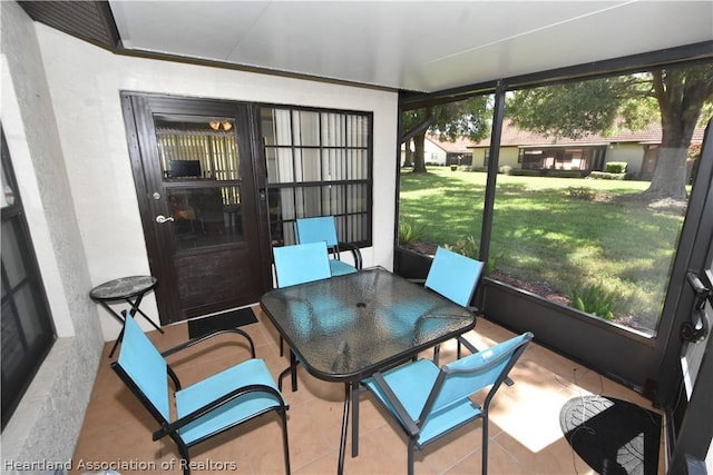 view of sunroom / solarium