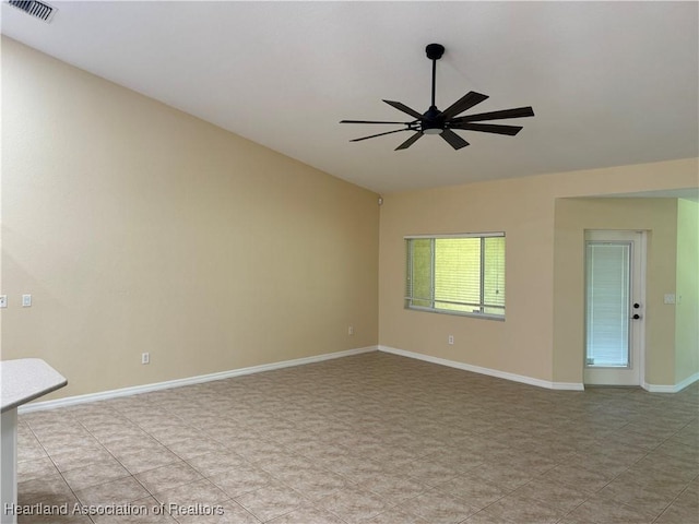 empty room with ceiling fan