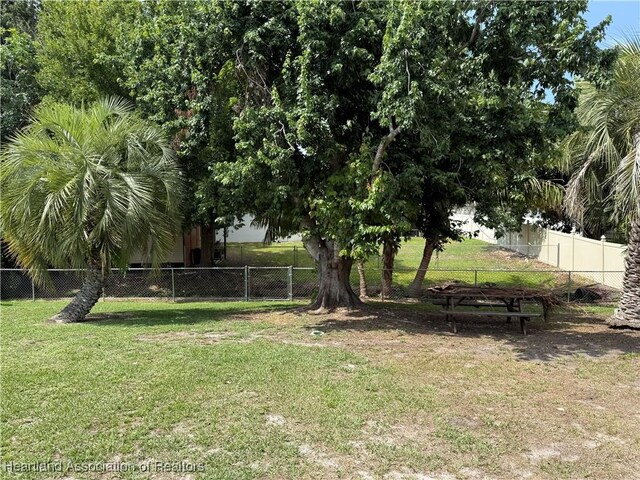 103 Fox Rd, Lake Placid, FL 33852 - view of yard featuring fence