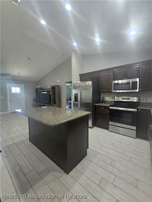 5541 N Huckleberry Dr, Sebring, FL 33875 - photo 13