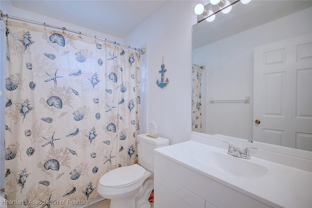 4231 Leaf Rd, Sebring, FL 33875 - bathroom with toilet, a shower with shower curtain, and vanity