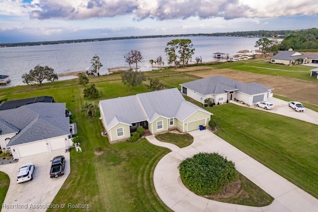 bird's eye view featuring a water view