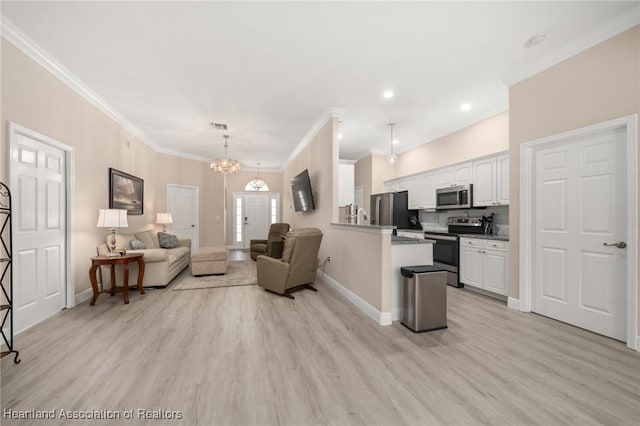 2036 Ashley Oaks Cir, Sebring, FL 33870 - living room with light wood finished floors, crown molding, baseboards, a chandelier, and recessed lighting