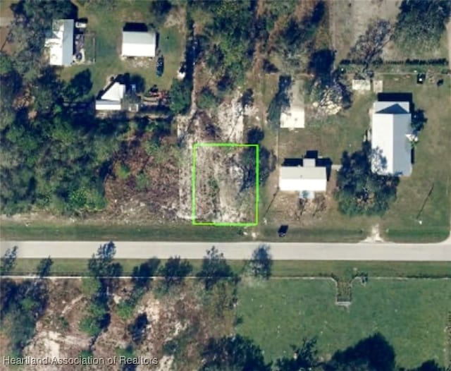 Listing photo 2 for 841 County Road 731st Rd, Venus FL 33960