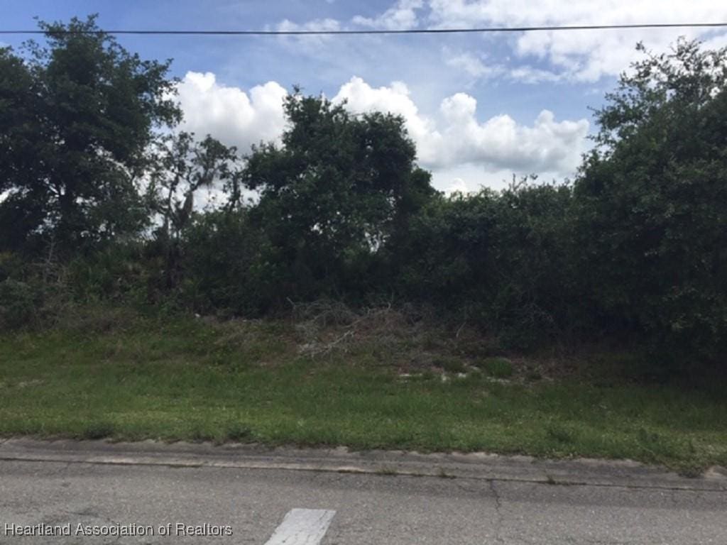 6339 Columbus Blvd, Sebring, FL 33872
