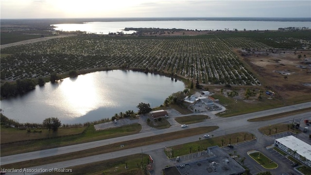 2204 US-27 Hwy S, Lake Placid, FL 33852 - birds eye view of property featuring a water view