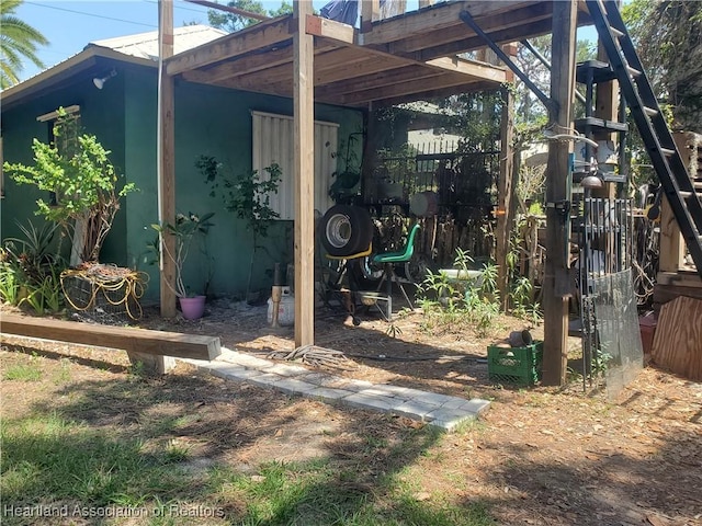 12115 S US Highway 41, Gibsonton, FL 33534 - view of yard
