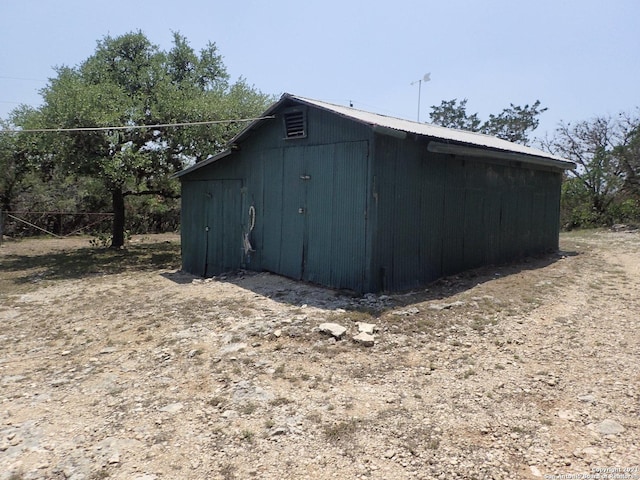 view of shed / structure