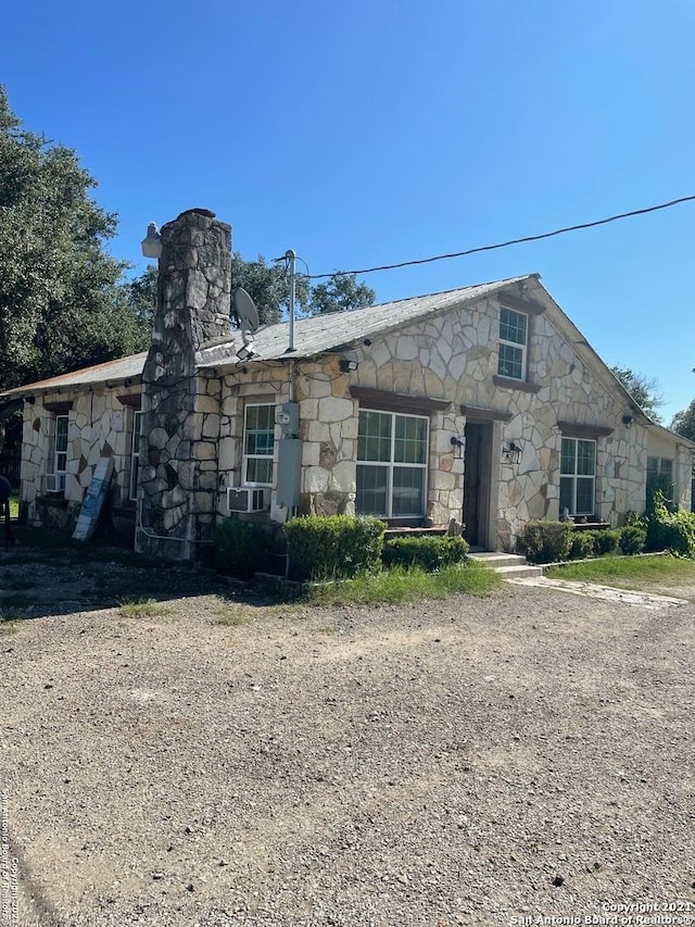 view of front of house