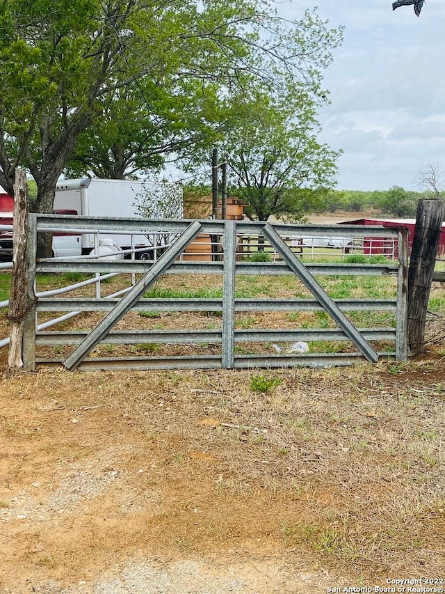 Listing photo 2 for TBD Highway 16, Poteet TX 78065