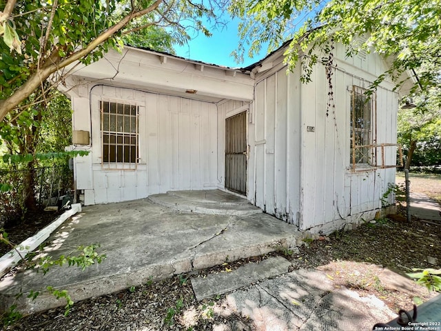 414 Moten Aly, San Antonio, TX 78202 - exterior space featuring a patio area