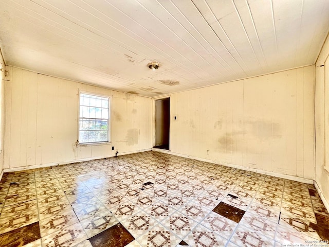 view of tiled spare room