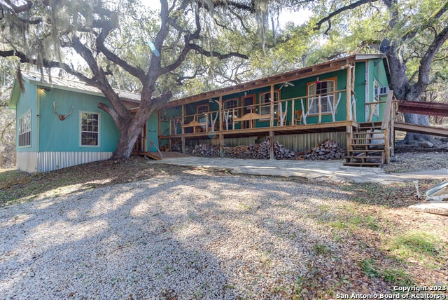 view of front of house